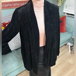 knot sisters Black Pullover Top